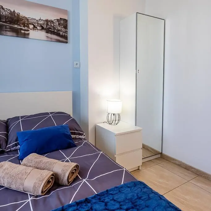 Marszalkowska 85, Centrum Apartment Warsaw 0*,  Poland